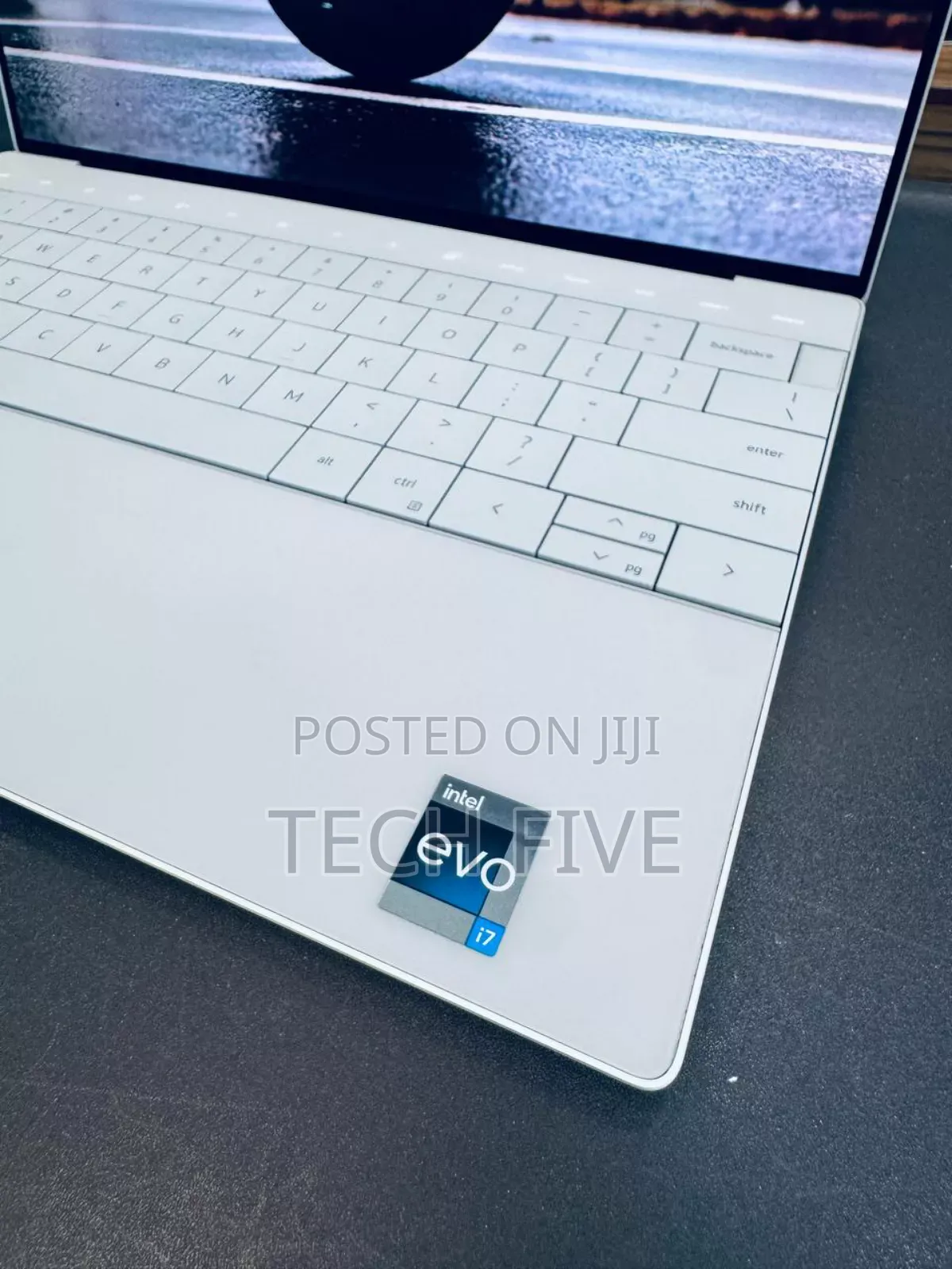 New Laptop Dell XPS 13 16GB Intel Core I7 SSD 512GB