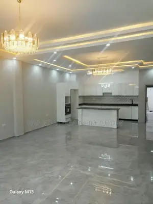 Furnished 9bdrm House in አያት አካባቢ ኮምፋውንድ ውስጥ, Nifas Silk-Lafto for sale