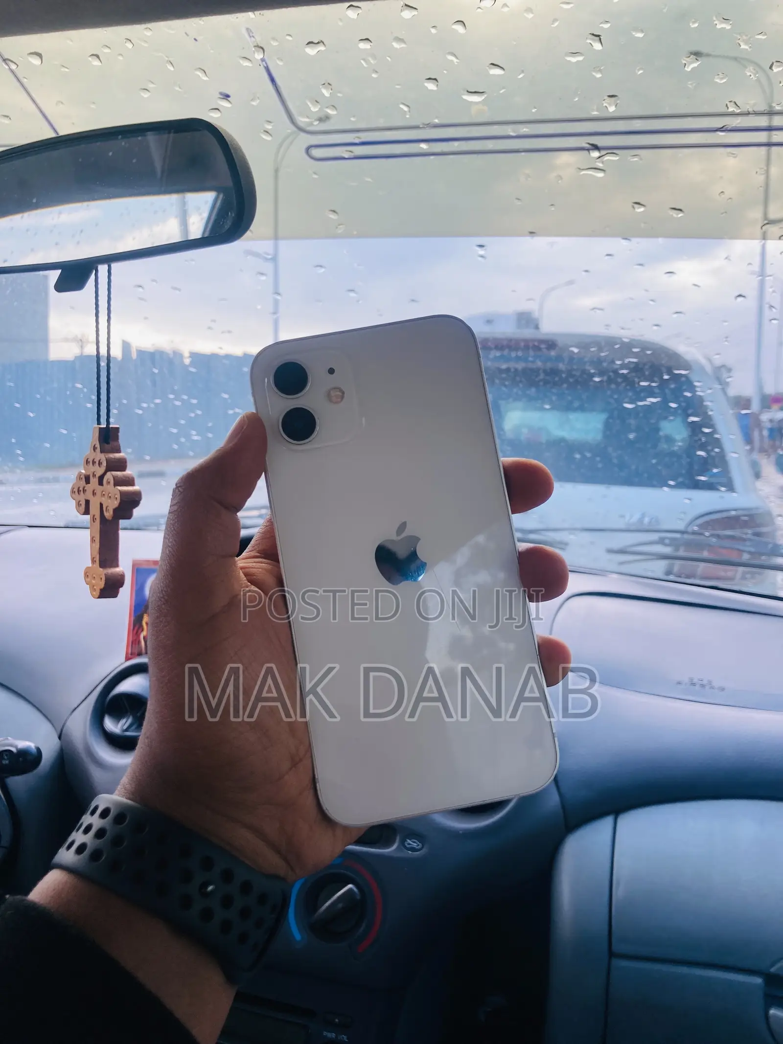 Apple iPhone 12 64 GB White