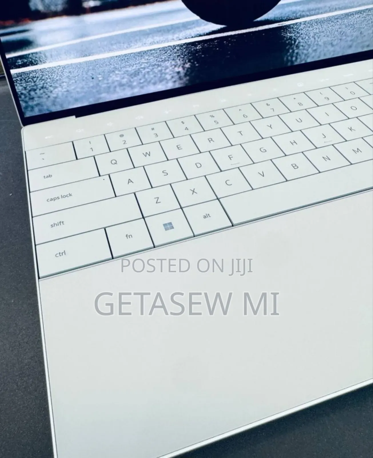 New Laptop Dell XPS 13 16GB Intel Core I7 SSD 512GB