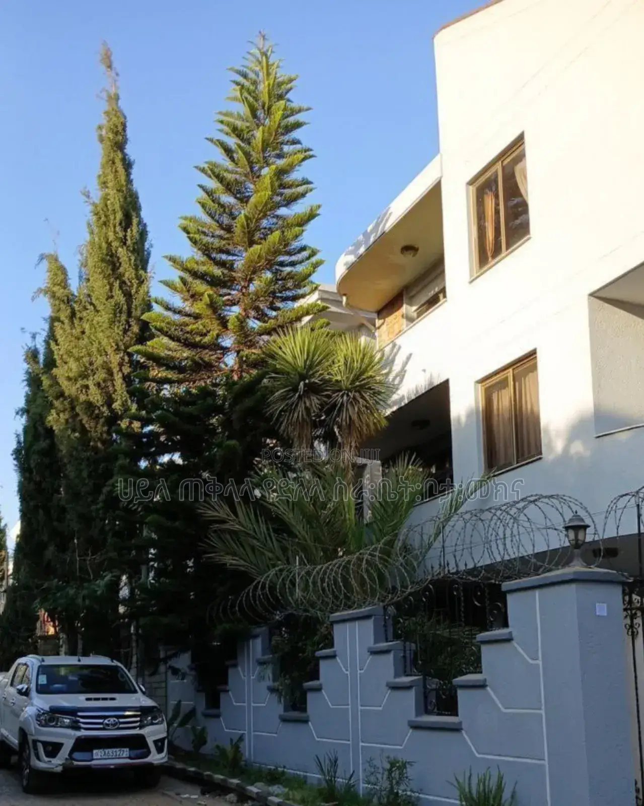 Furnished 8bdrm House in Cmc ባድመ ሠፌር, Yeka for sale