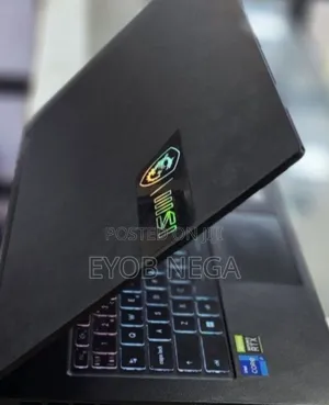 New Laptop MSI GS63 Stealth 8RD 16GB Intel Core I7 SSD 1T