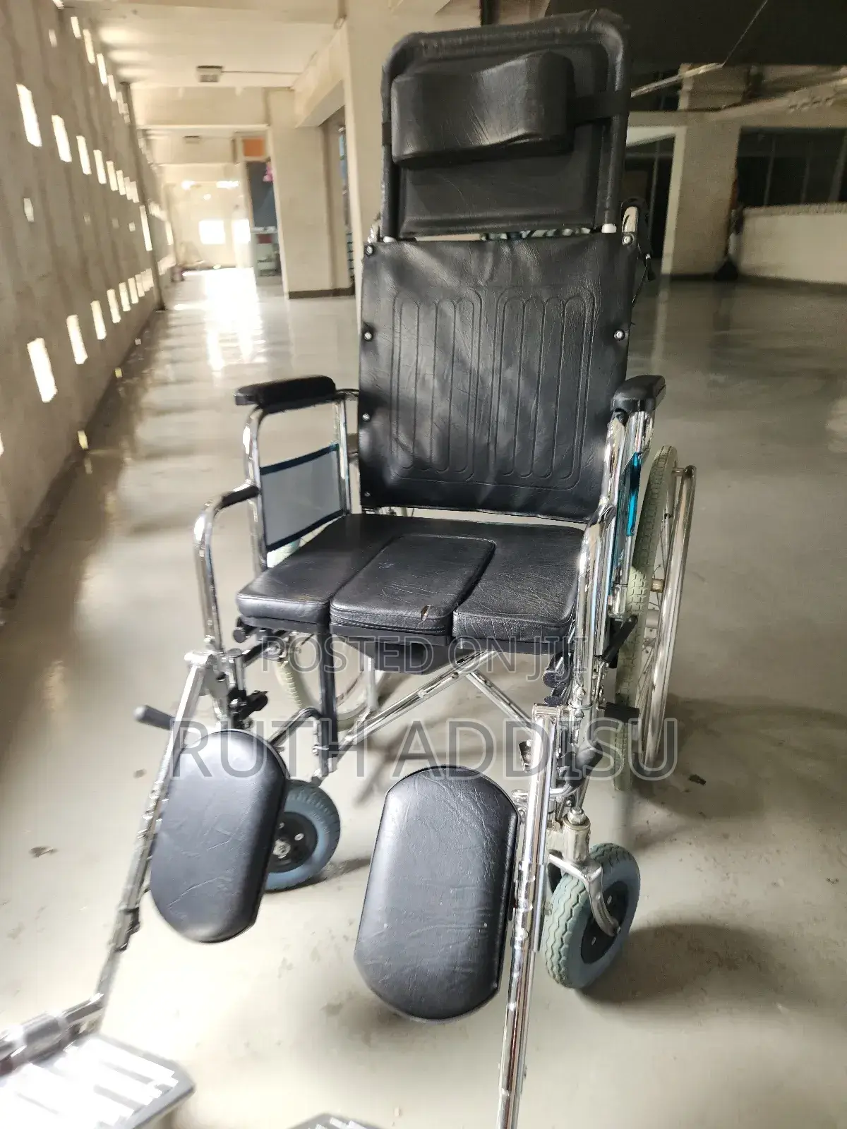 Wheelchair當中wheelchair凹痕wheelchair和平wheelchair記者wheelchair