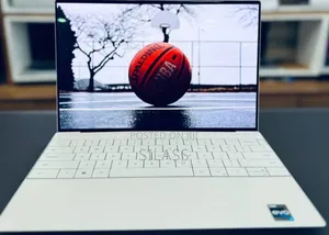 New Laptop Dell XPS 13 16GB Intel Core I7 SSD 512GB