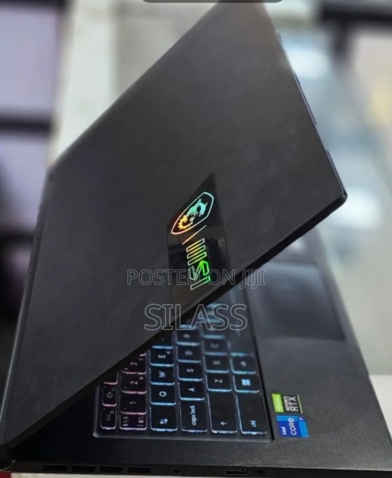 New Laptop MSI Stealth 16 AI Studio 16GB Intel Core I7 SSD 1T