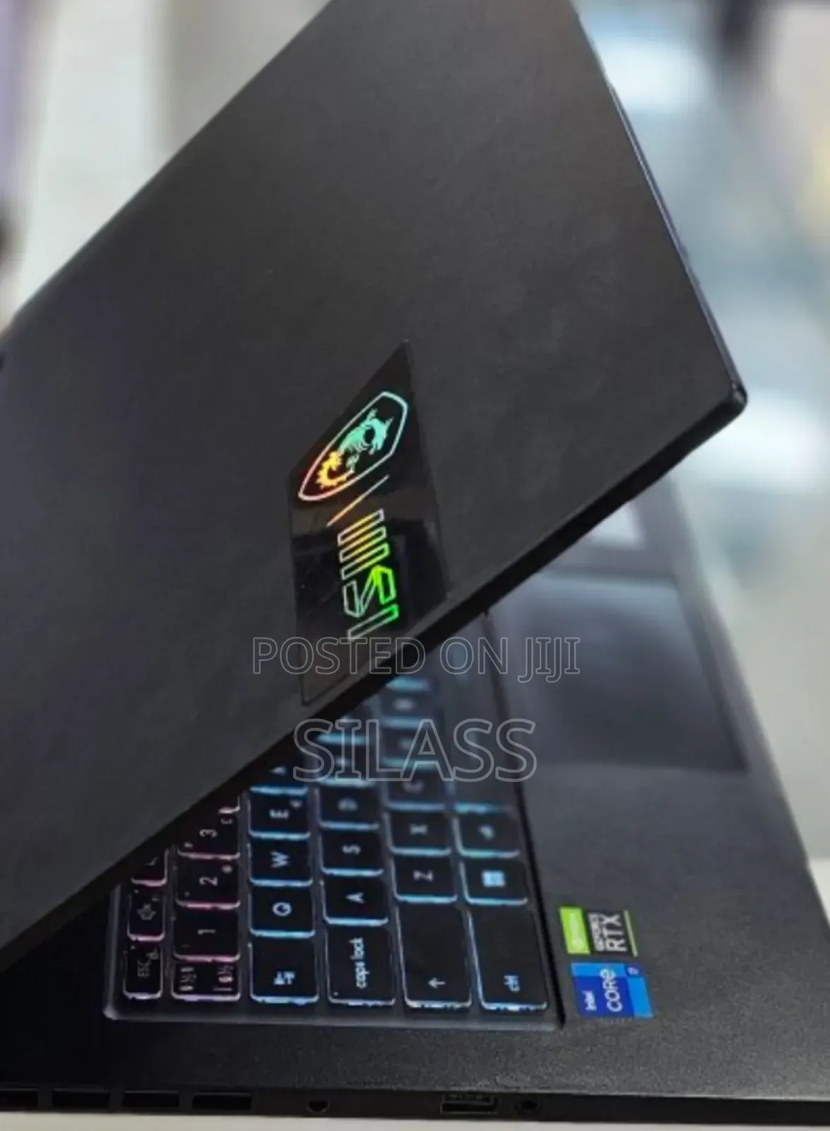 New Laptop MSI Stealth 16 AI Studio 16GB Intel Core I7 SSD 1T