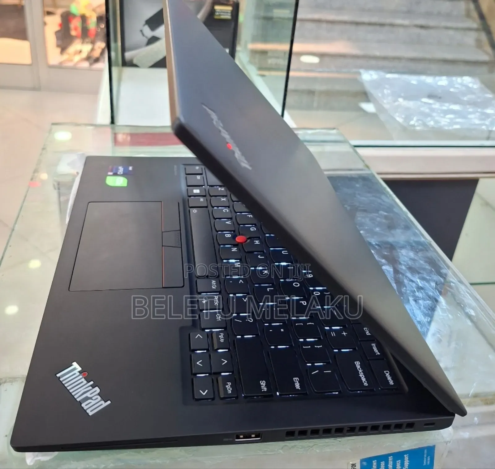 New Laptop Lenovo ThinkPad T14 16GB Intel Core I7 SSD 512GB