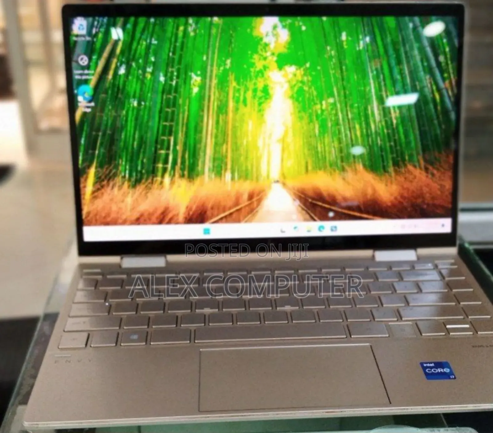 New Laptop HP Envy X360 8GB Intel Core I7 SSD 512GB