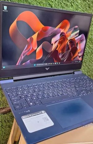 New Laptop HP Victus 15 8GB Intel Core I5 SSD 512GB