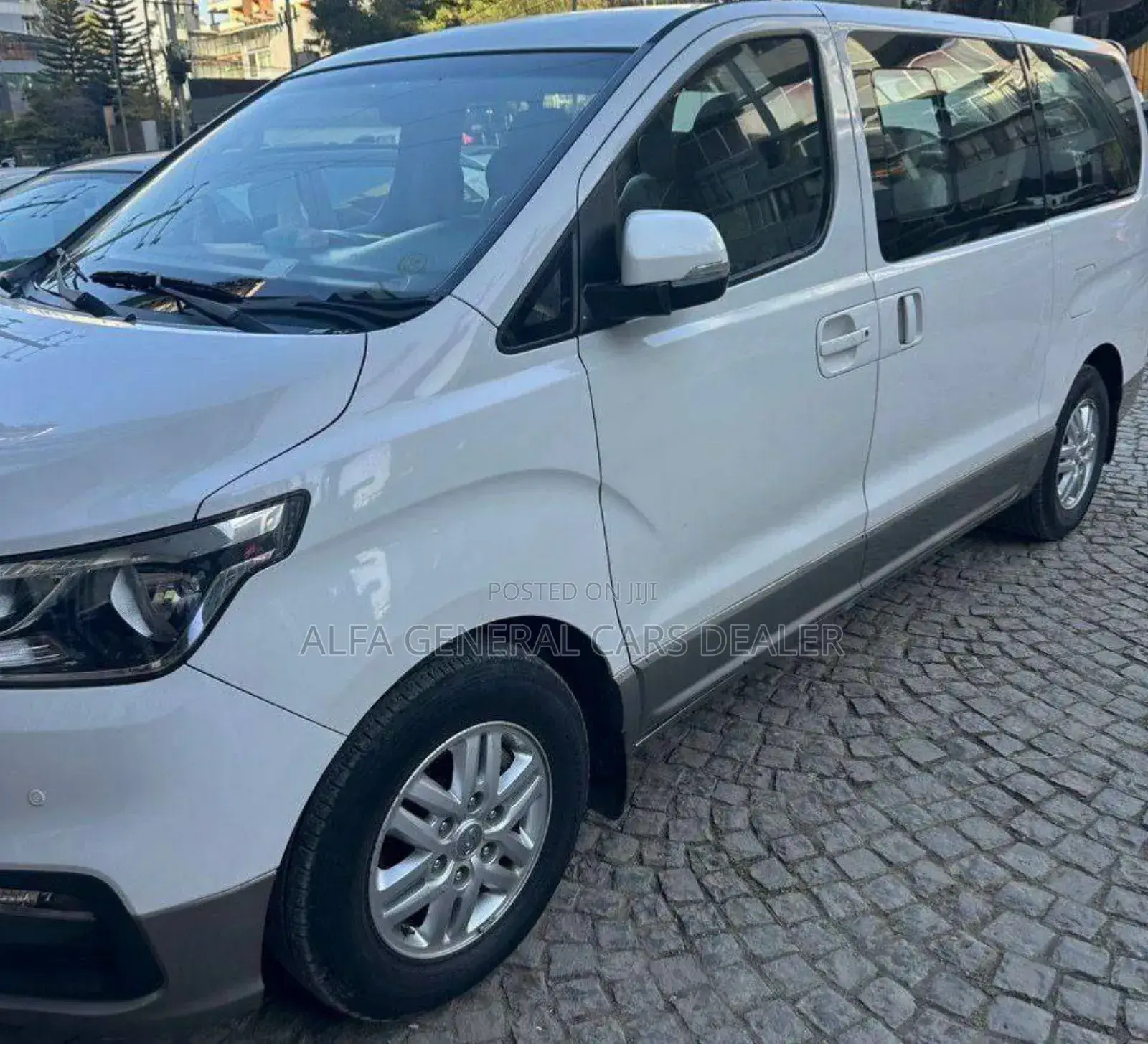 New Hyundai H1 2021 White