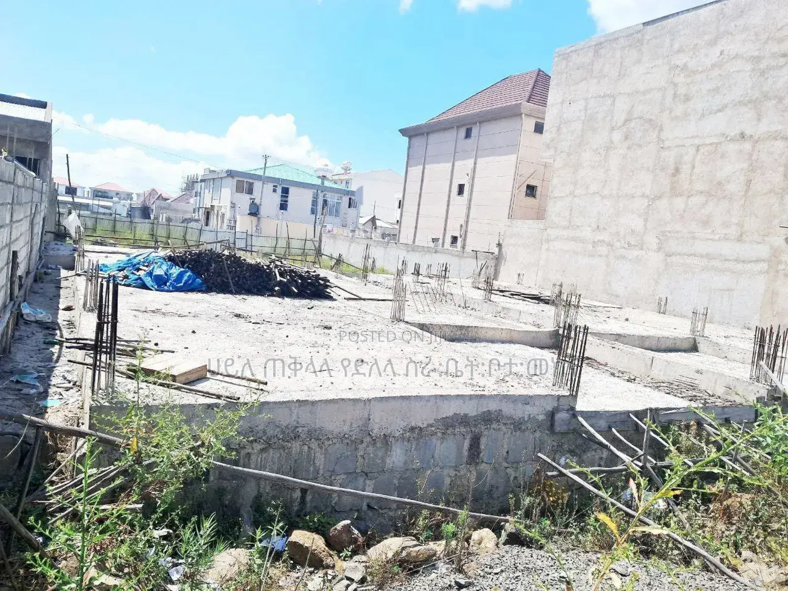 አያት አካባቢ ለጅ+3 መሠሬት የወጣለት 250 ካሬ ሺያጭ