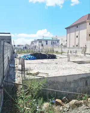 አያት አካባቢ ለጅ+3 መሠሬት የወጣለት 250 ካሬ ሺያጭ