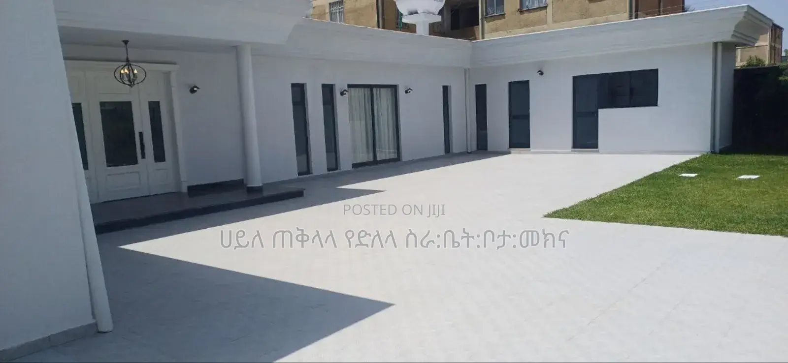 Furnished 4bdrm Villa in አያት አካባቢ, Yeka for sale