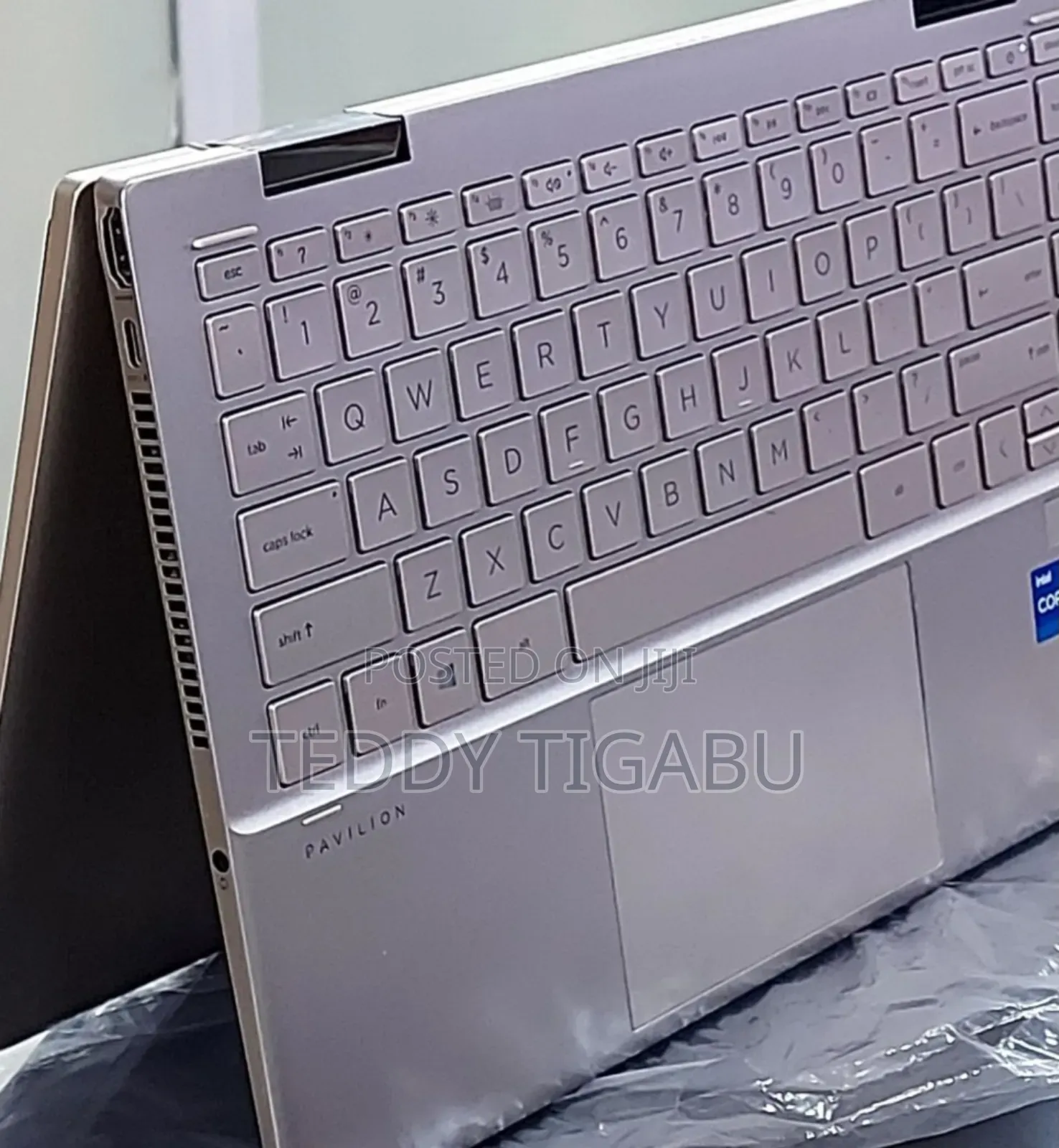 New Laptop HP Pavilion X360 8GB Intel Core I5 SSD 512GB