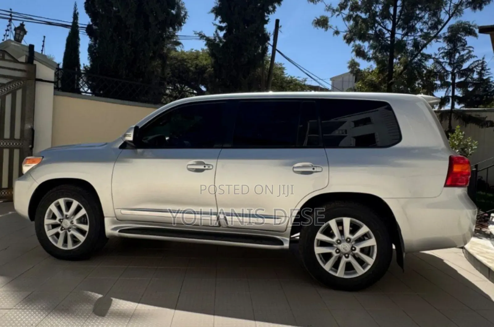 Toyota Land Cruiser 2014 Silver
