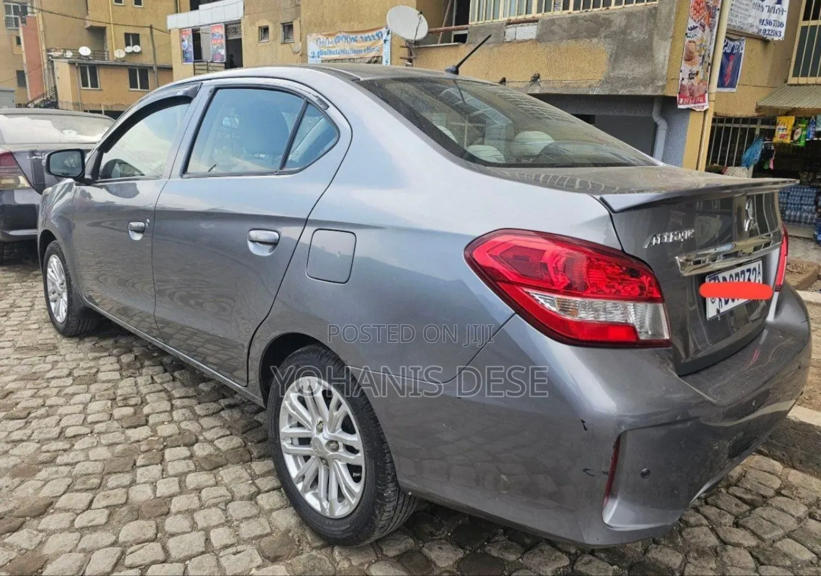 Mitsubishi Attrage 2021 Gray