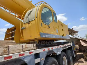 Photo - 100 Crane ክሬን