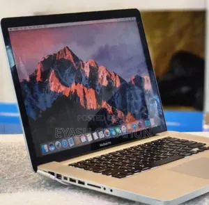 Photo - New Laptop Apple MacBook 2010 4GB Intel Core I7 SSD 512GB