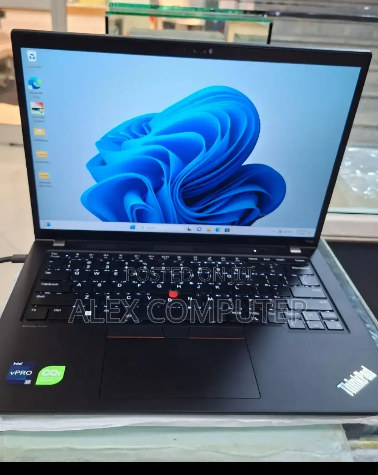 New Laptop Lenovo ThinkPad T14s G4 16GB Intel Core I7 SSD 512GB