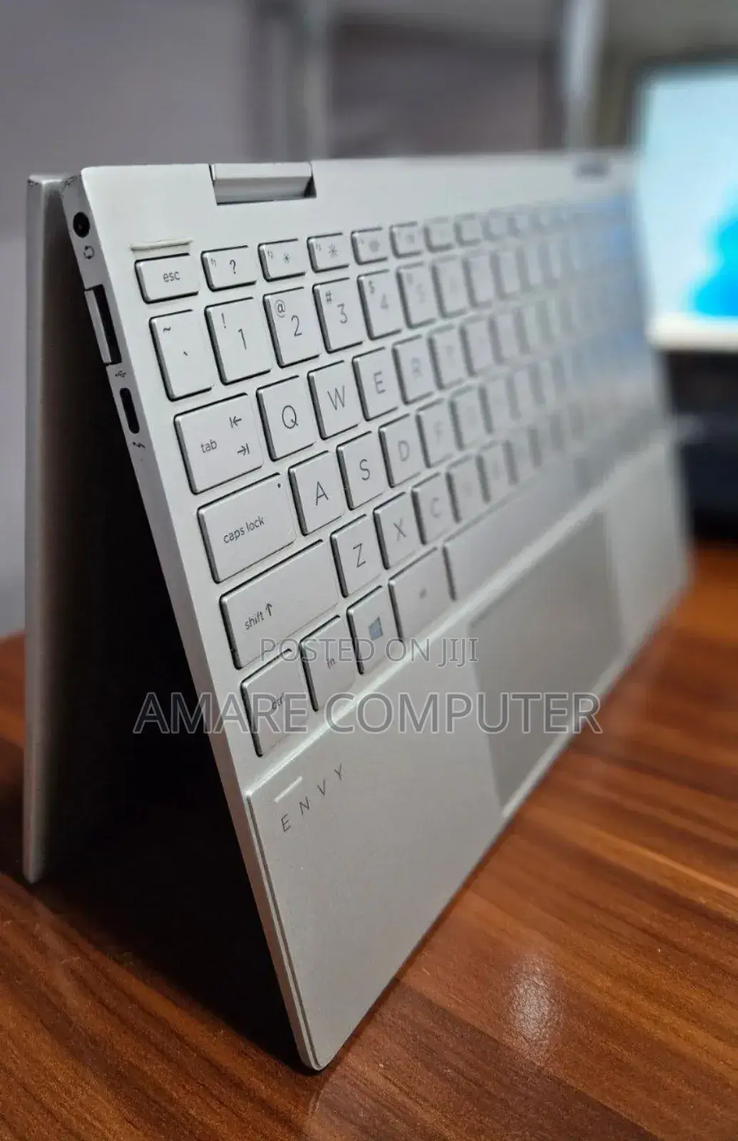 New Laptop HP Envy X360 8GB Intel Core I7 SSD 512GB