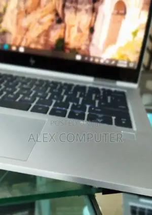 New Laptop HP EliteBook 830 G8 16GB Intel Core I7 SSD 512GB