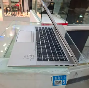 Photo - New Laptop HP EliteBook 840 G7 16GB Intel Core I7 SSD 512GB