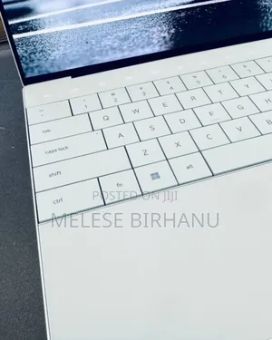 New Laptop Dell XPS 13 16GB Intel Core I7 SSD 512GB