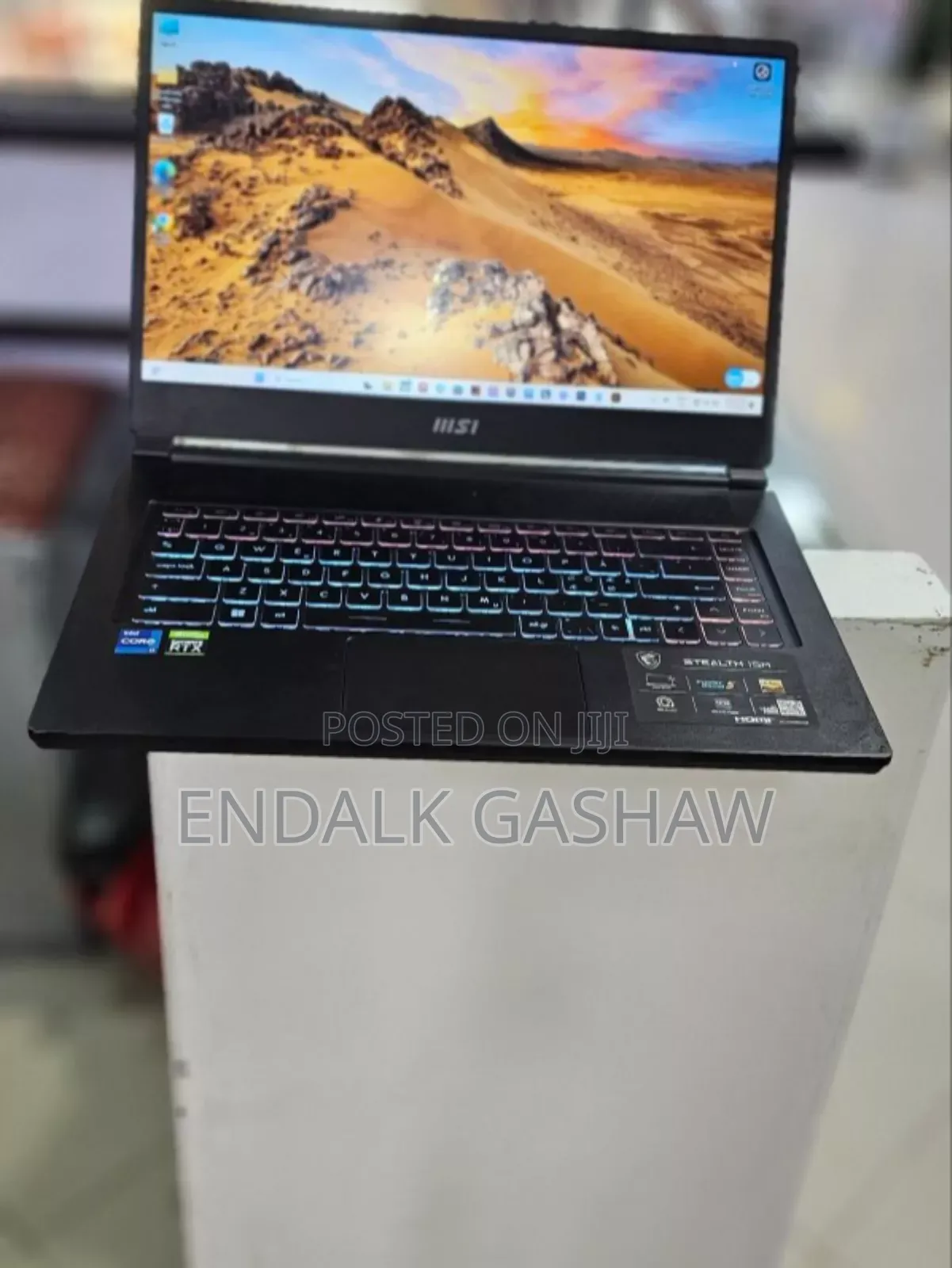 New Laptop MSI Stealth 16 AI Studio 16GB Intel Core I7 SSD 1T