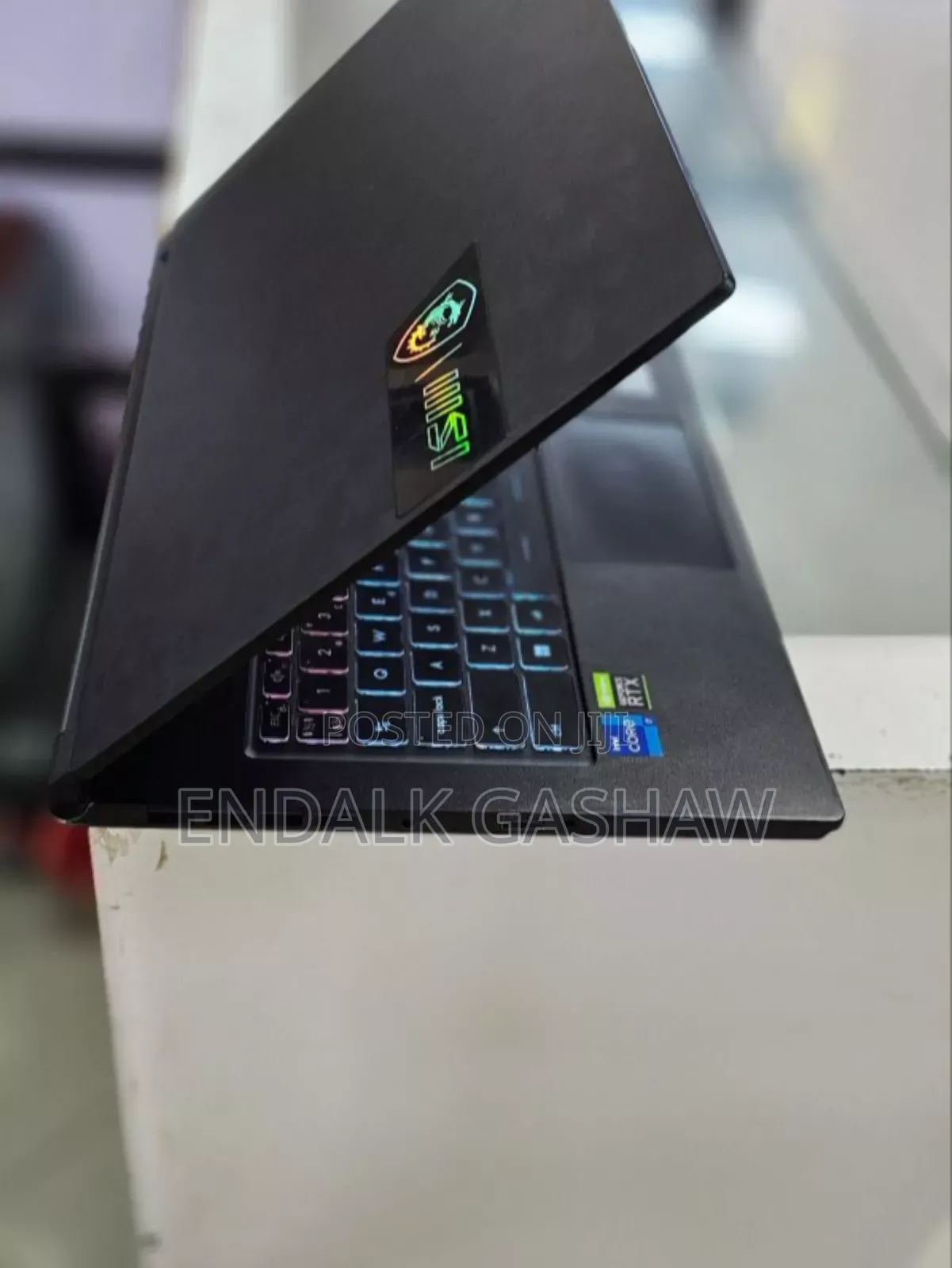 New Laptop MSI Stealth 16 AI Studio 16GB Intel Core I7 SSD 1T