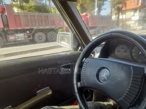 Mercedes-Benz E250 2012 Silver