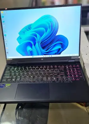 New Laptop Acer Predator Helios Neo 16 16GB Intel Core I9 SSD 1T