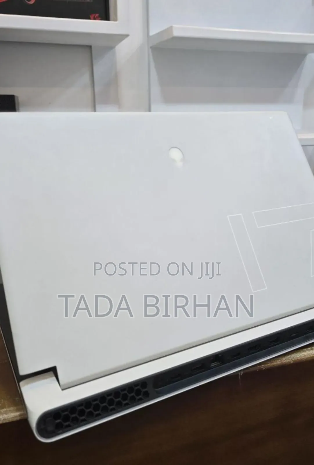 New Laptop Alienware Area-51m 36GB Intel Core I7 SSD 1T