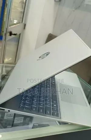 New Laptop HP EliteBook 840 16GB AMD Ryzen 7 SSD 512GB