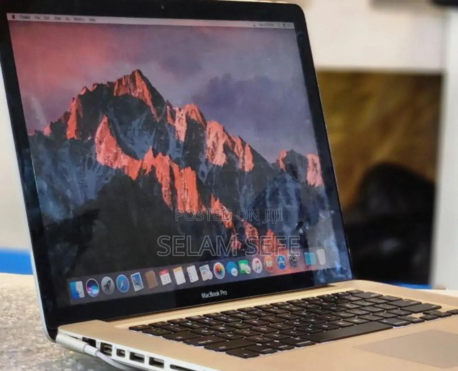 New Laptop Apple MacBook 2010 4GB Intel Core I7 SSD 512GB