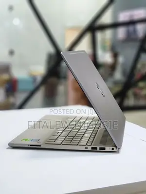 New Laptop HP Pavilion 15 8GB Intel Core I7 SSD 512GB