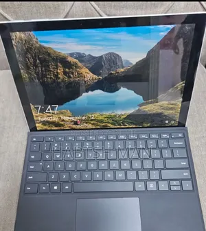 New Laptop Microsoft Surface Pro 7 16GB Intel Core I7 SSD 256GB