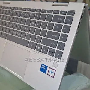 New Laptop HP Envy X360 8GB Intel Core Ultra 5 SSD 512GB