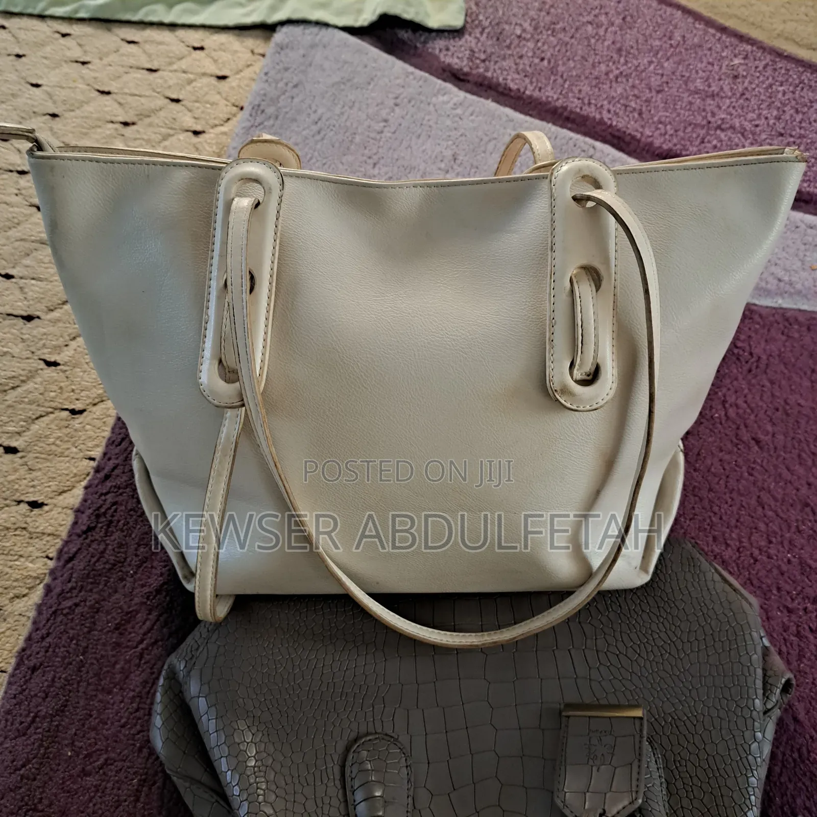 Beautiful, Differnt Size and Collor Bags