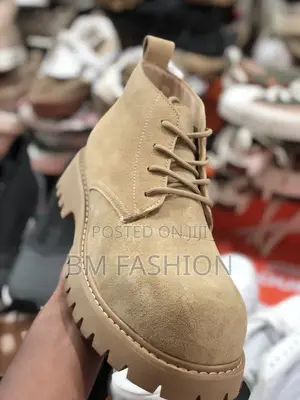 Men’S Suede Boots for Baggy Jeans Brown