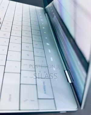 New Laptop Dell XPS 13 16GB Intel Core I7 SSD 512GB