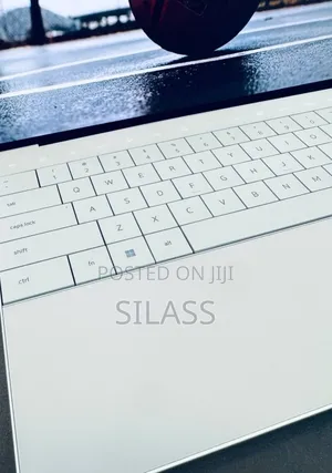 New Laptop Dell XPS 13 16GB Intel Core I7 SSD 512GB