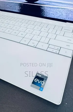 New Laptop Dell XPS 13 16GB Intel Core I7 SSD 512GB