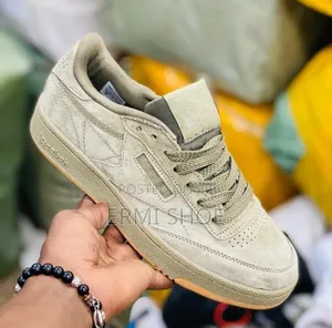 Photo - Reebok Reebok