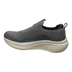Ultralight Skechers