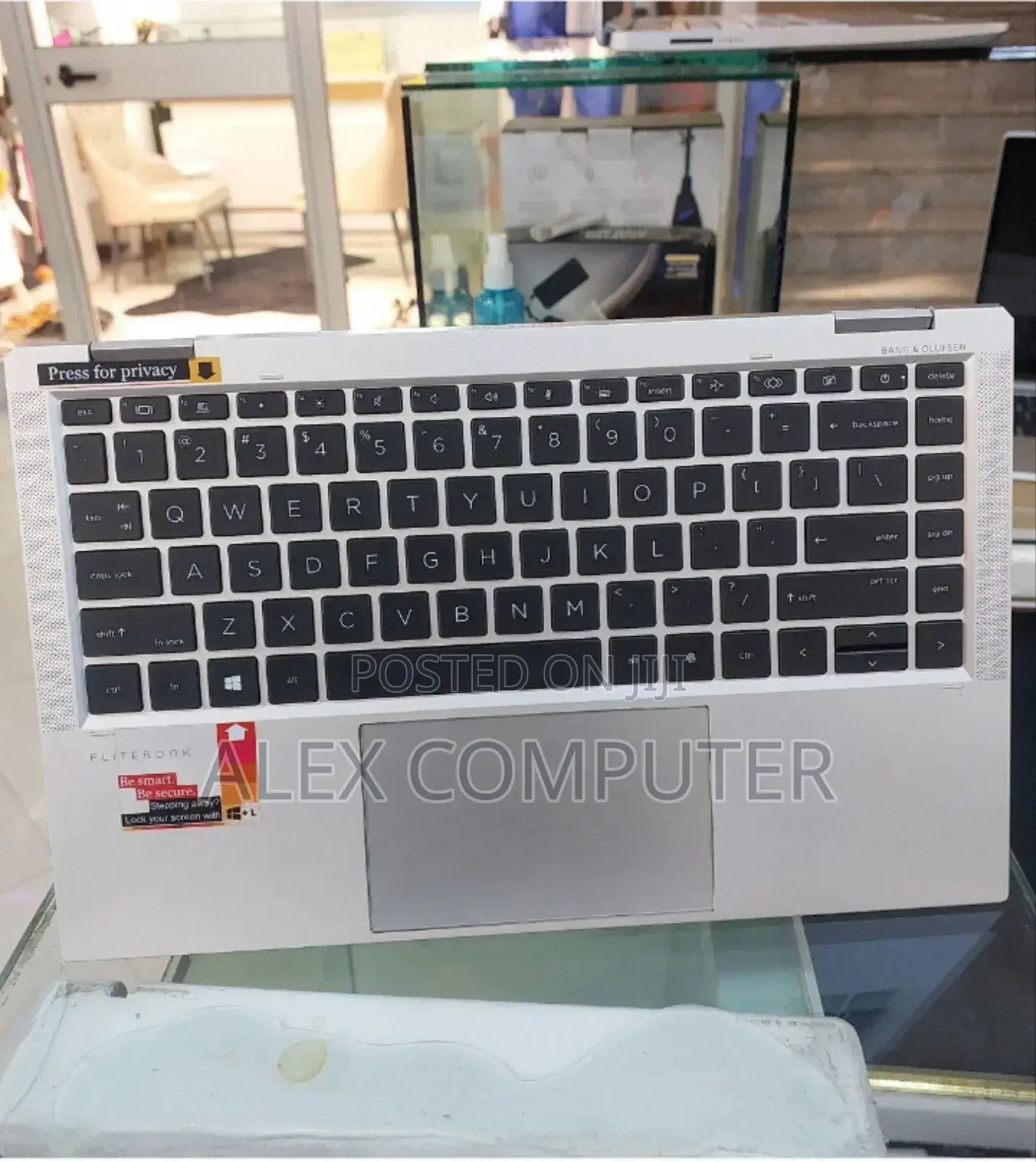 New Laptop HP EliteBook X360 1040 G7 16GB Intel Core I7 SSD 512GB