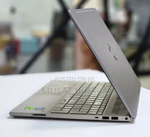 New Laptop HP Pavilion 15 8GB Intel Core I7 SSD 512GB