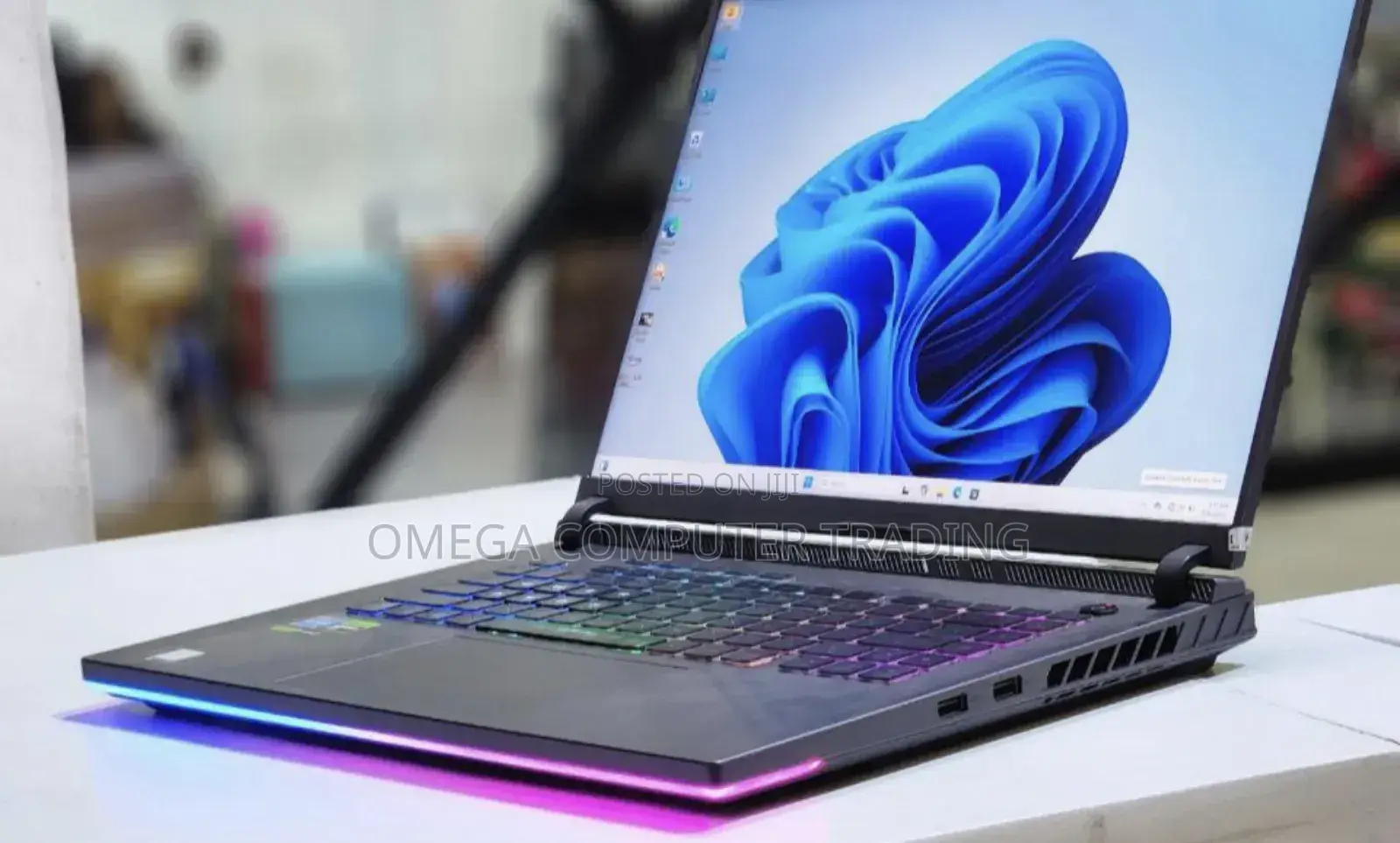 New Laptop Asus ROG Strix G16 G614 16GB Intel Core i7 SSD 1T