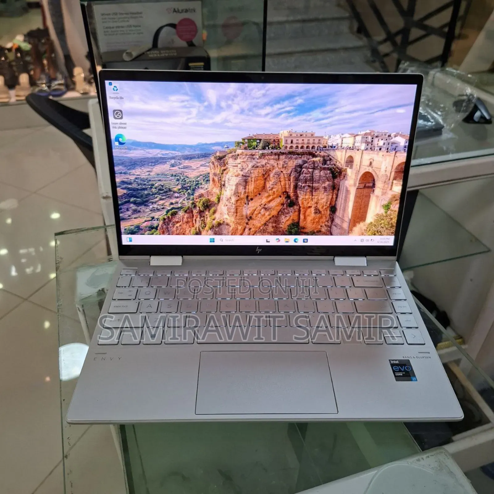 New Laptop HP Envy X360 16GB Intel Core I7 SSD 1T