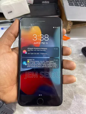 Photo - Apple iPhone 7 Plus 32 GB Black