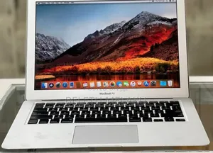 Photo - New Laptop Apple MacBook Air 2017 8GB Intel Core I7 SSD 256GB